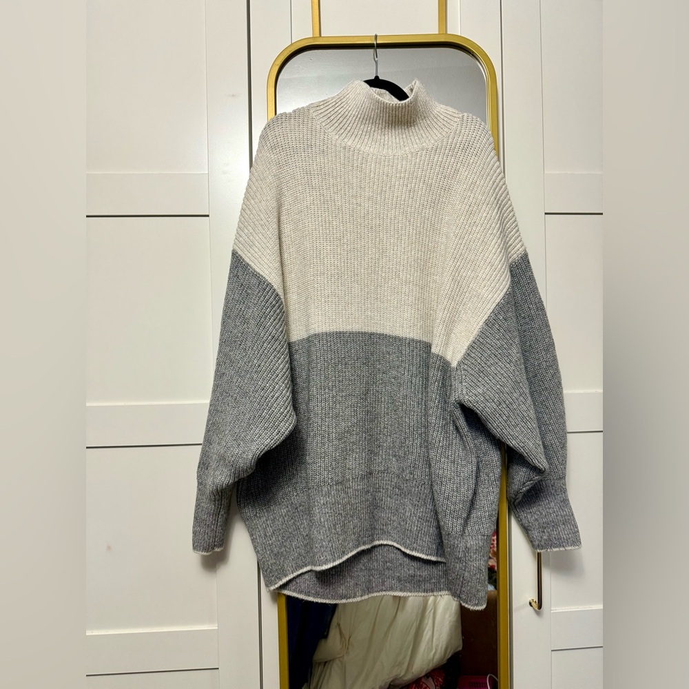 H&M oversized Gray and Cream turtleneck Sweater